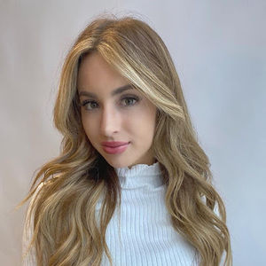 Meet your Posher, Kayla